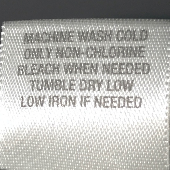 Dress Barn - Leopard Print Sleeveless Top. Size 1X - Picture 5 of 5